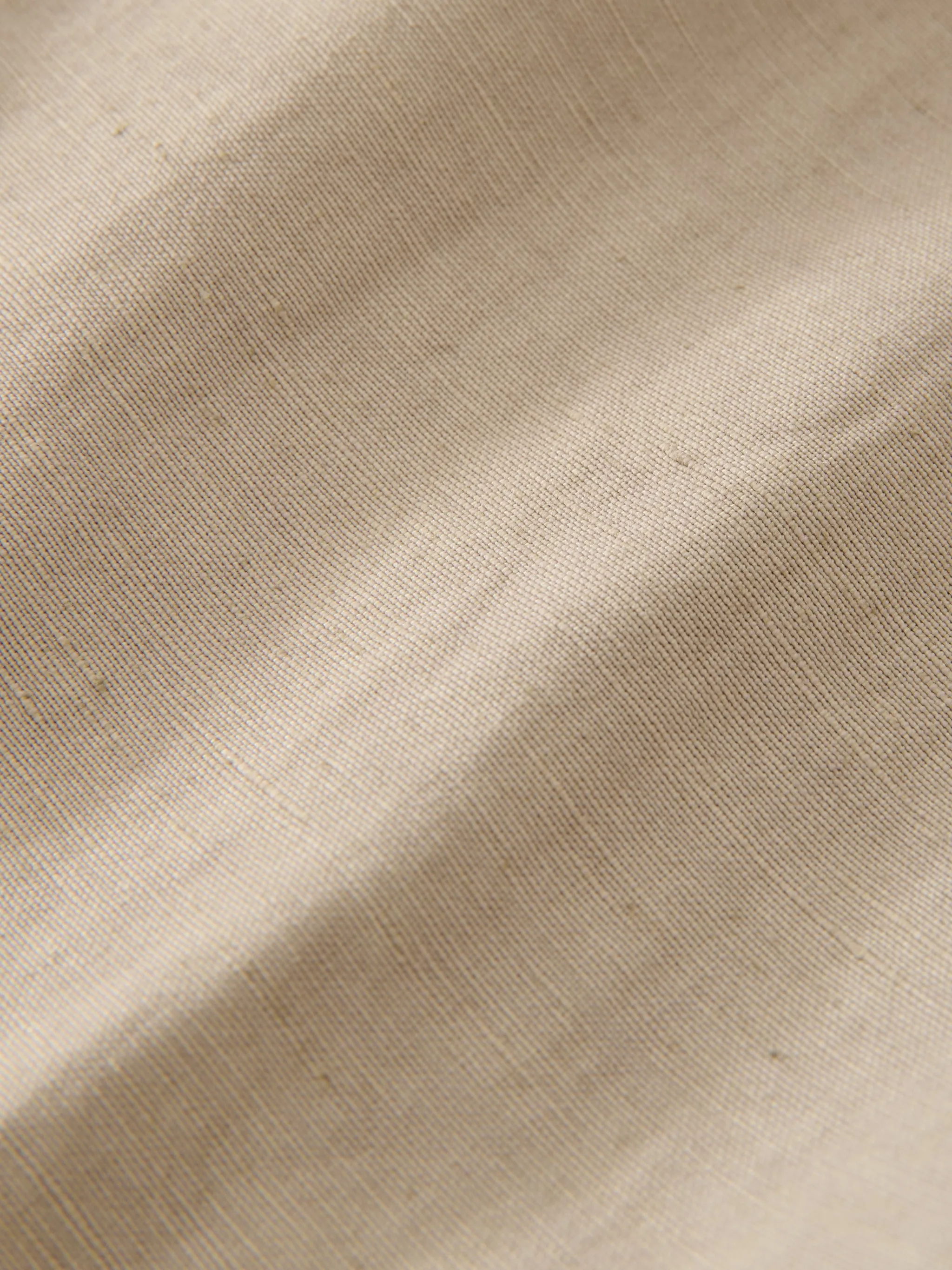 Line trousers