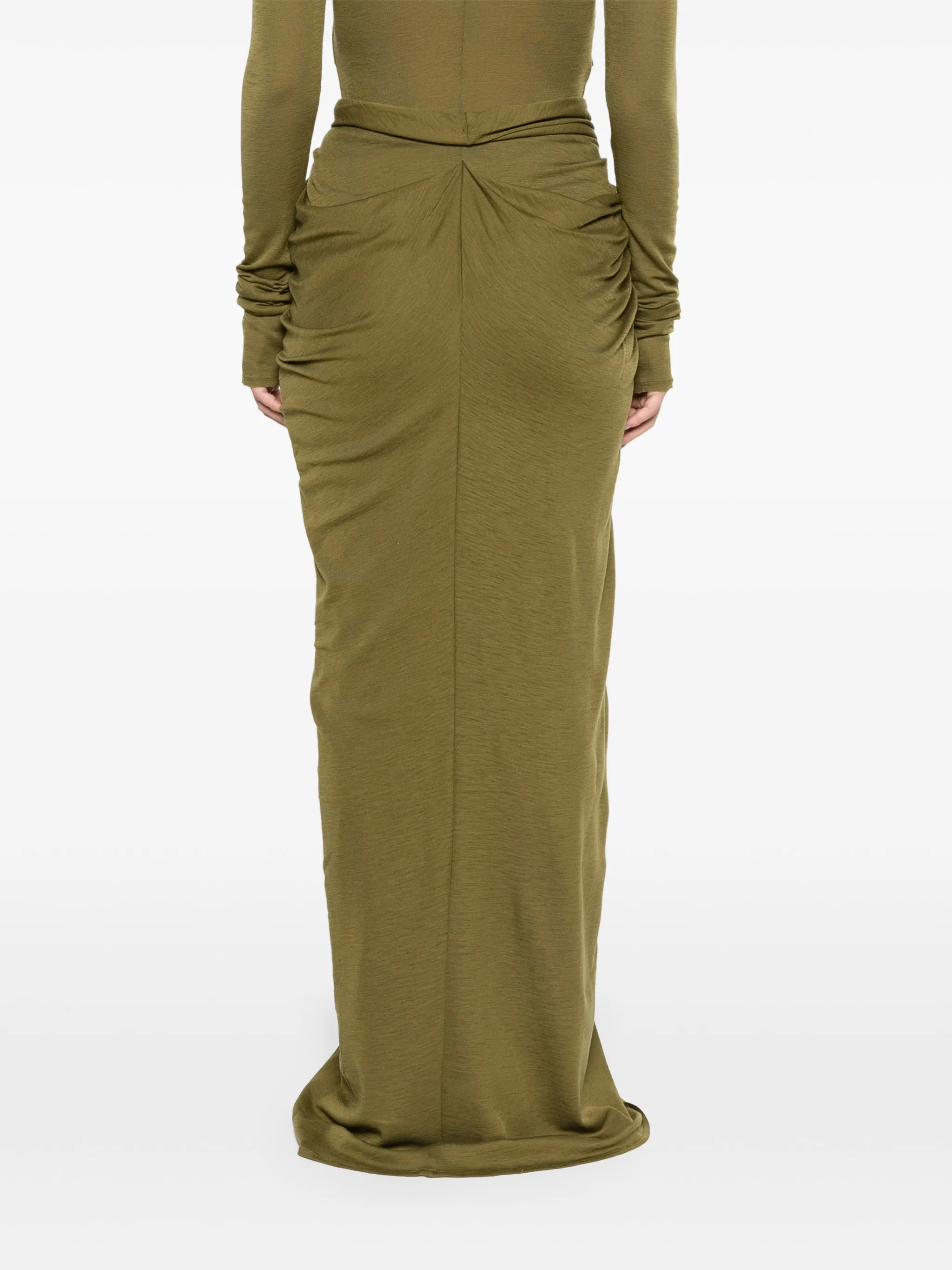 Interlock skirt pickle