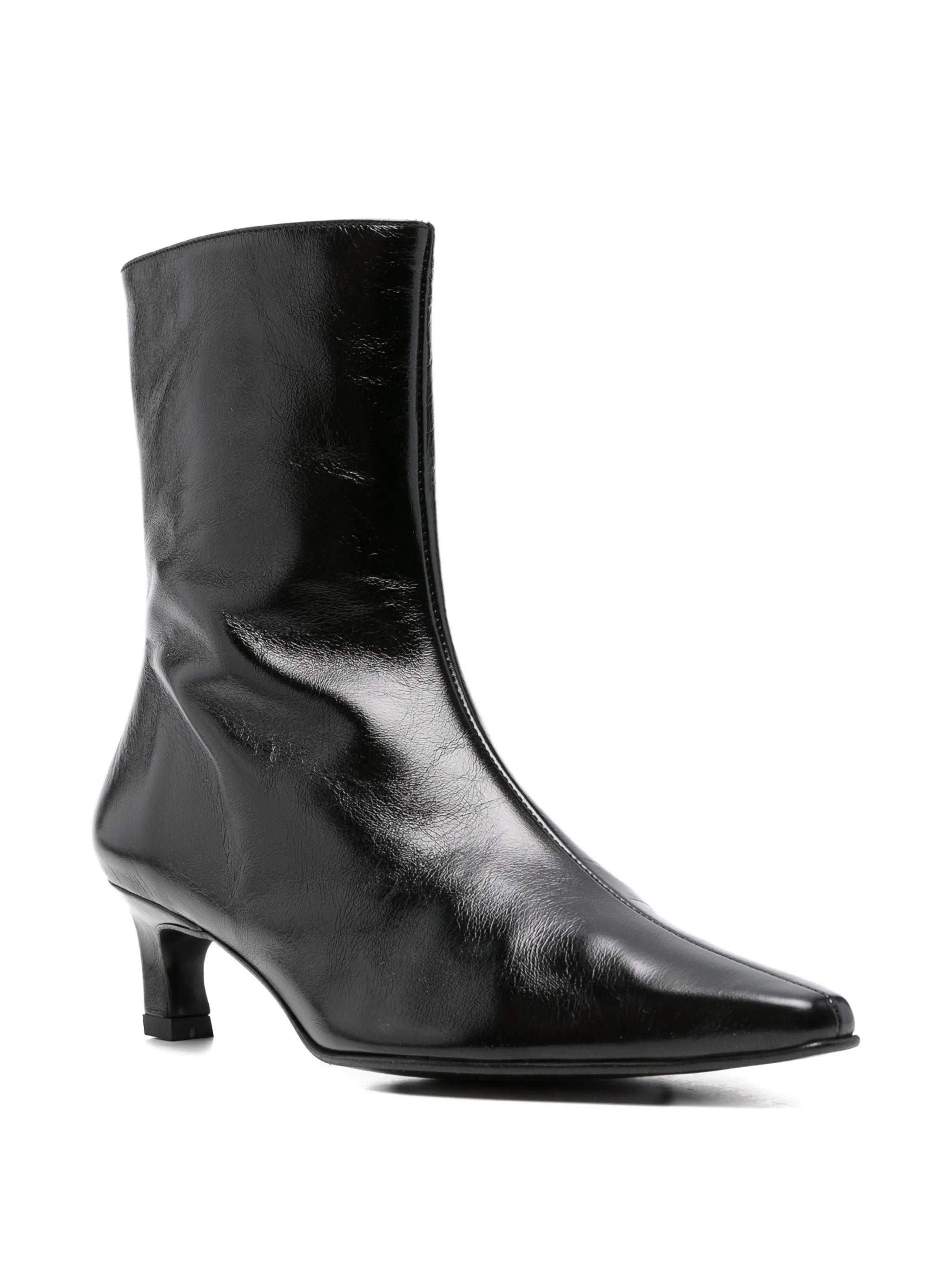 pointed-toe kitten-heel boots