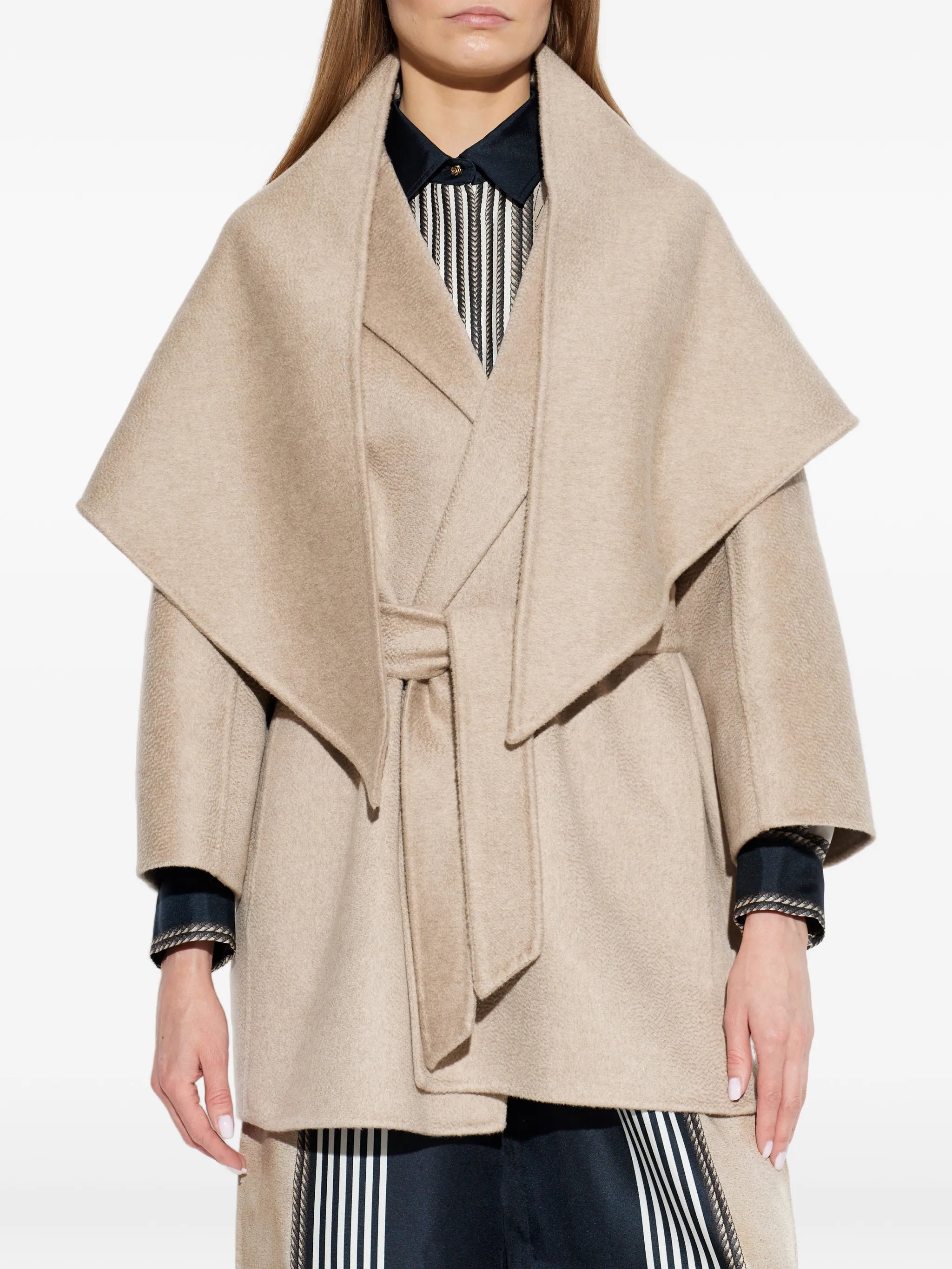 Detto belted shawl-collar coat
