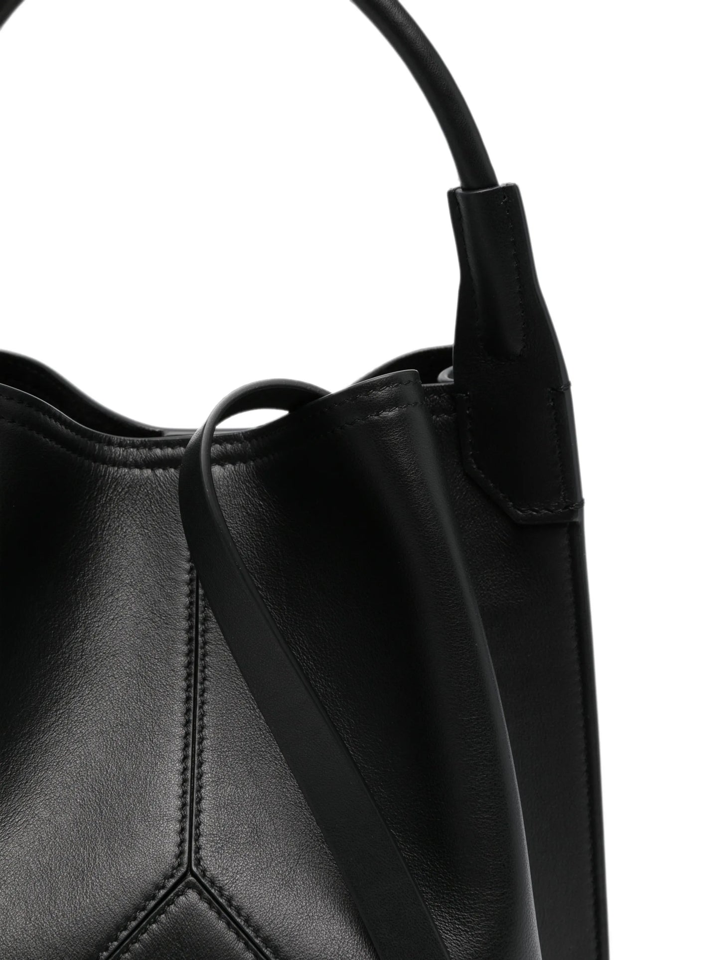 Victoria bucket bag