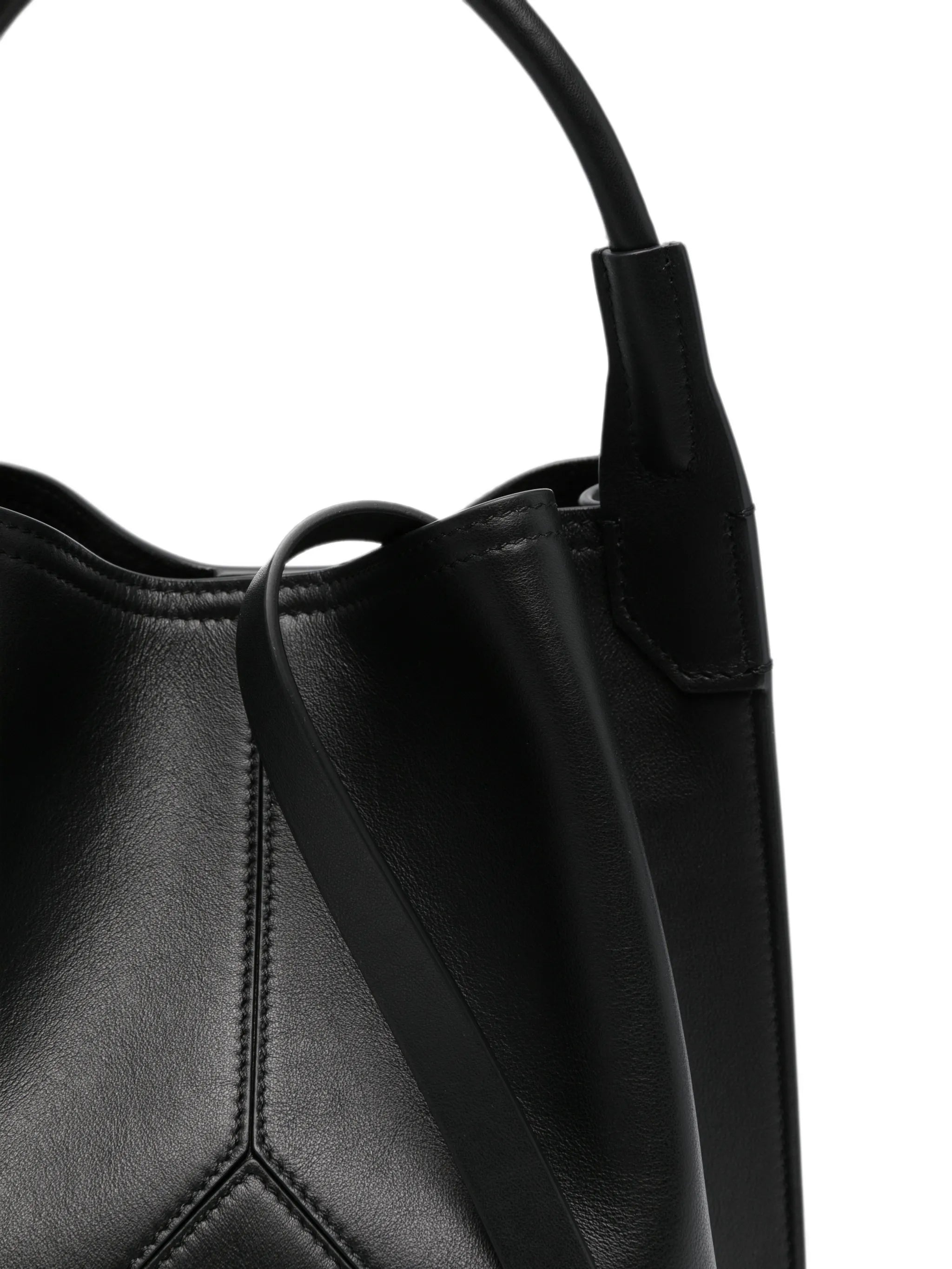 Victoria bucket soft calf leather