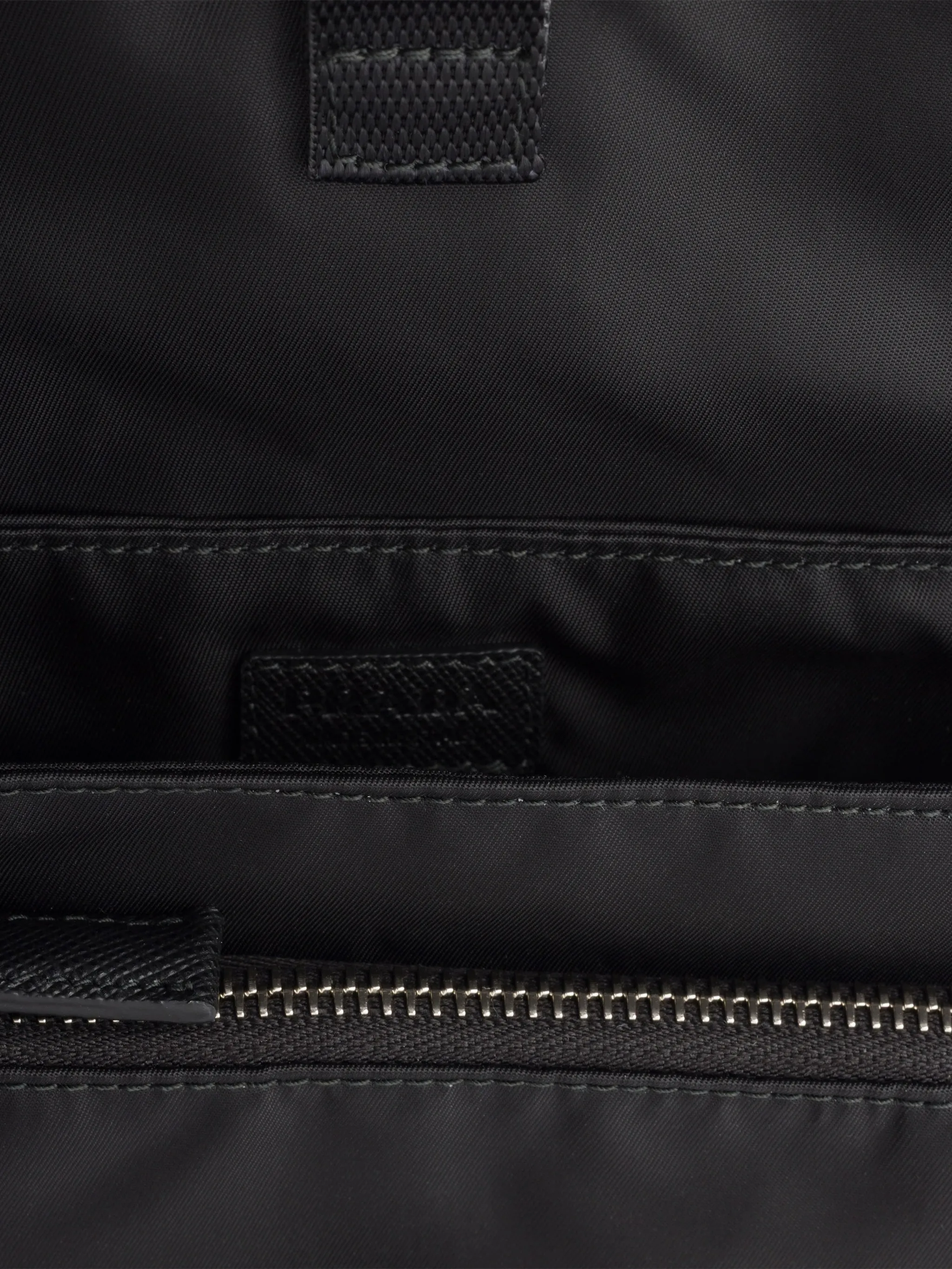 Re-Nylon smartphone case