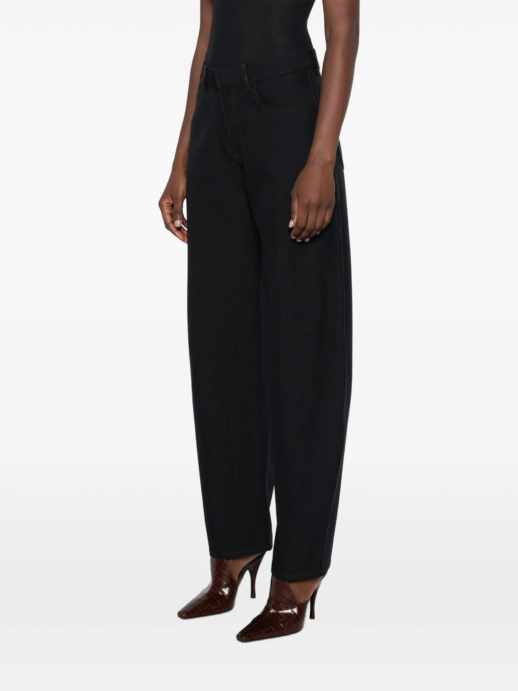 round-leg jeans