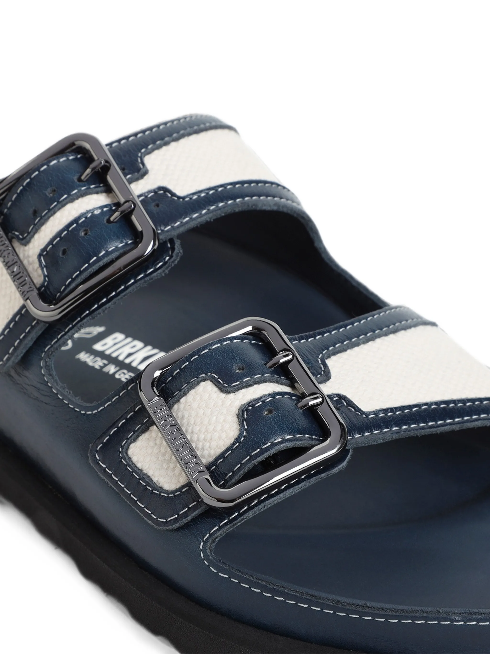 1774 Arizona  canvas sandals