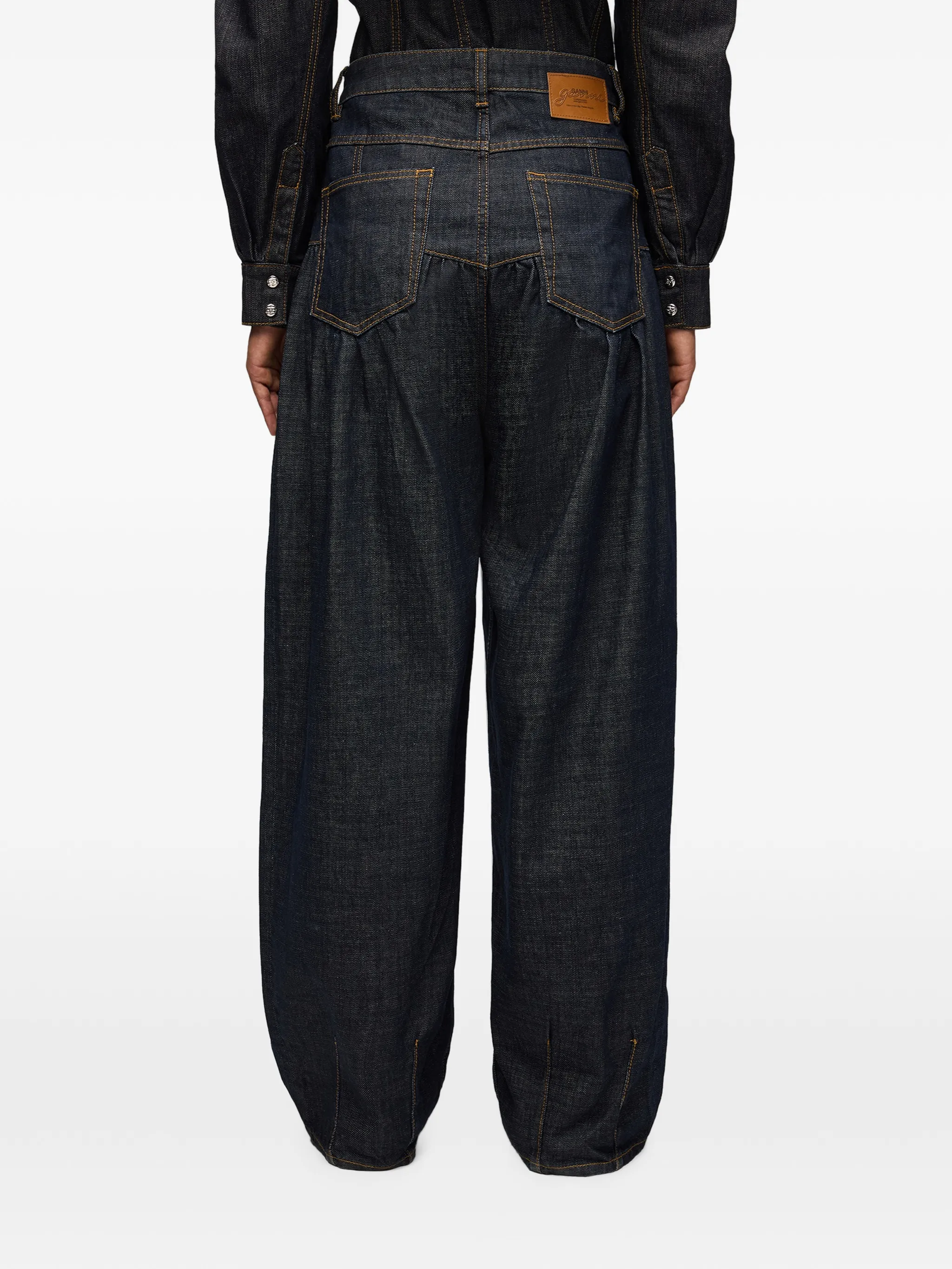 high-rise loose-fit jeans