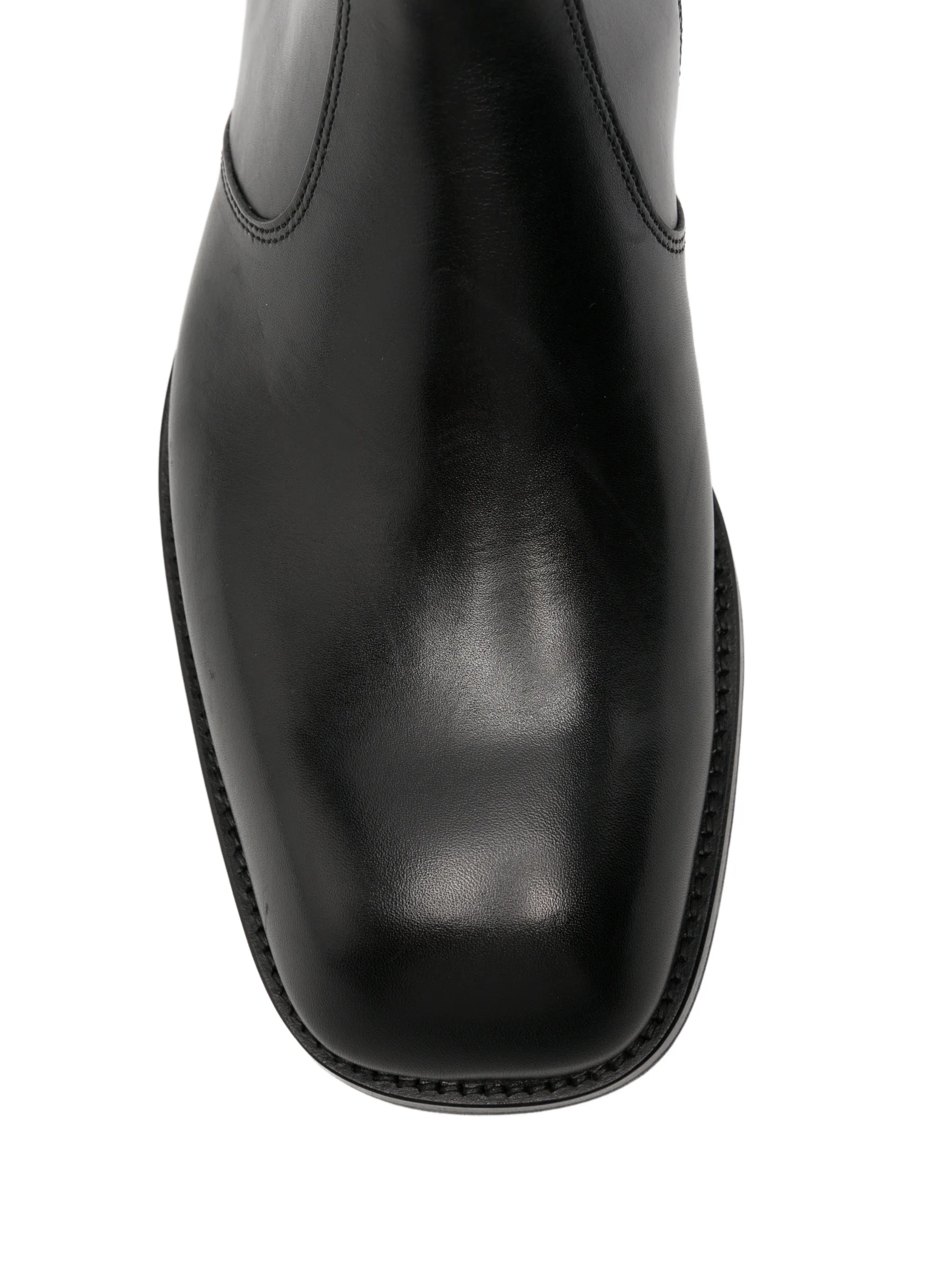 zipped ankle boots in shiny leather