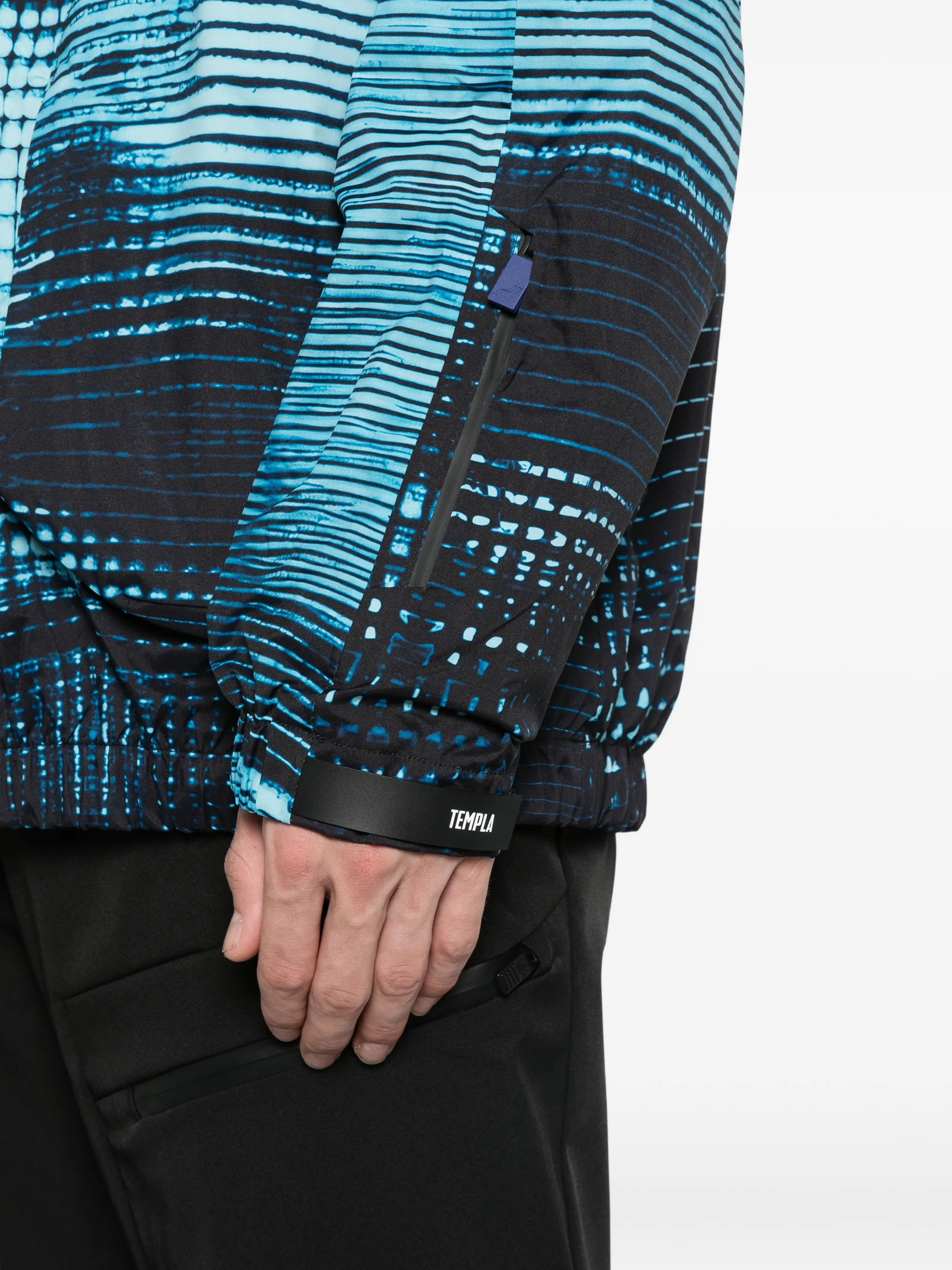 Dysydent shell jacket