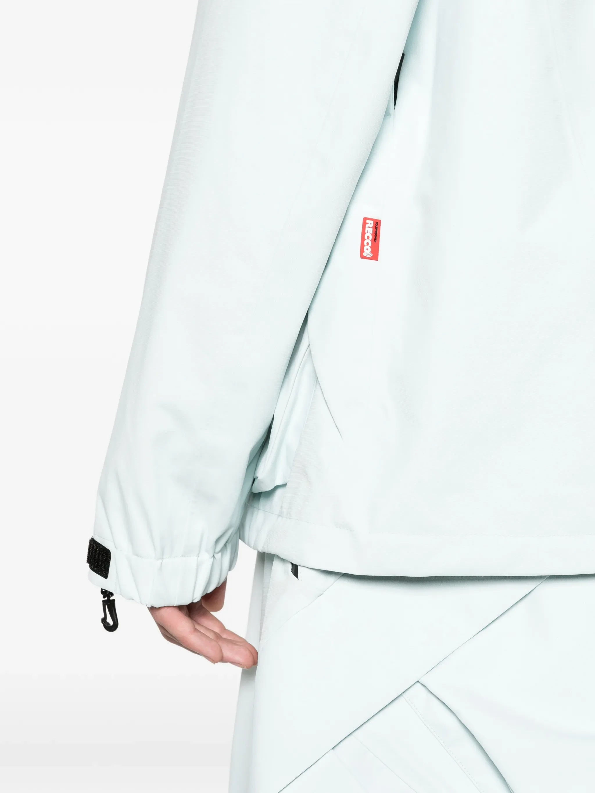Spectral shell jacket frost