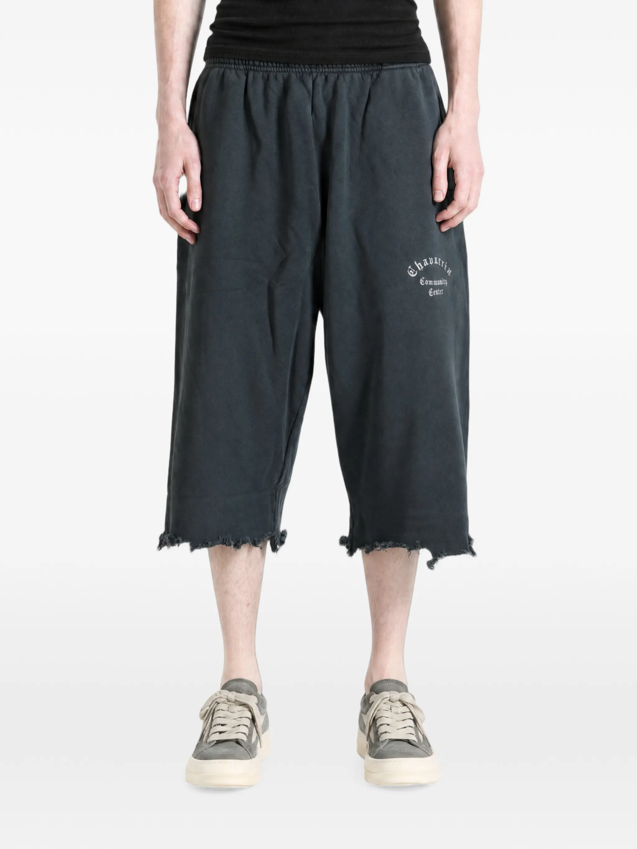 logo-print raw-cut shorts