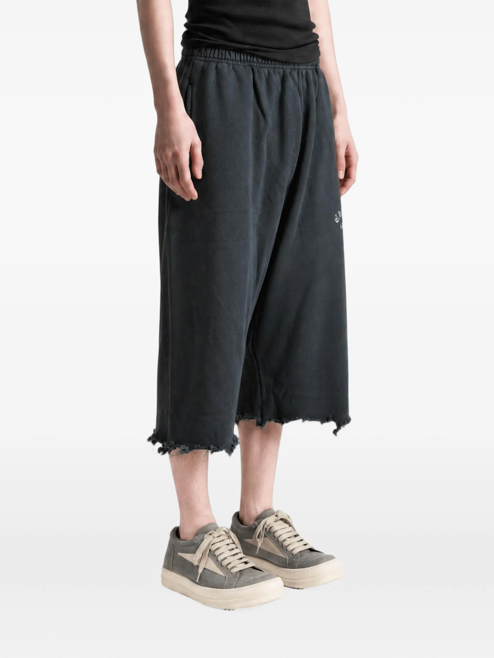 logo-print raw-cut shorts