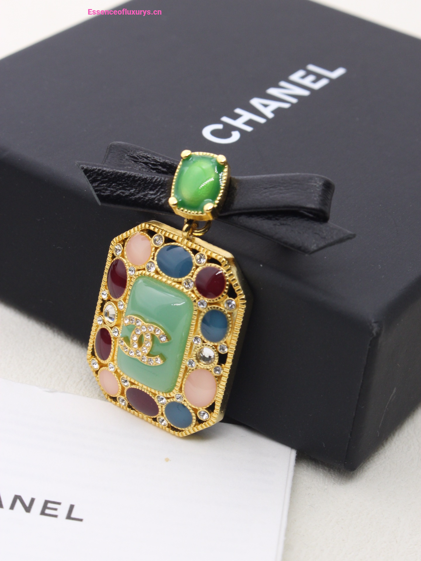 What is the best designer Replica Alexander McQueen Scarf