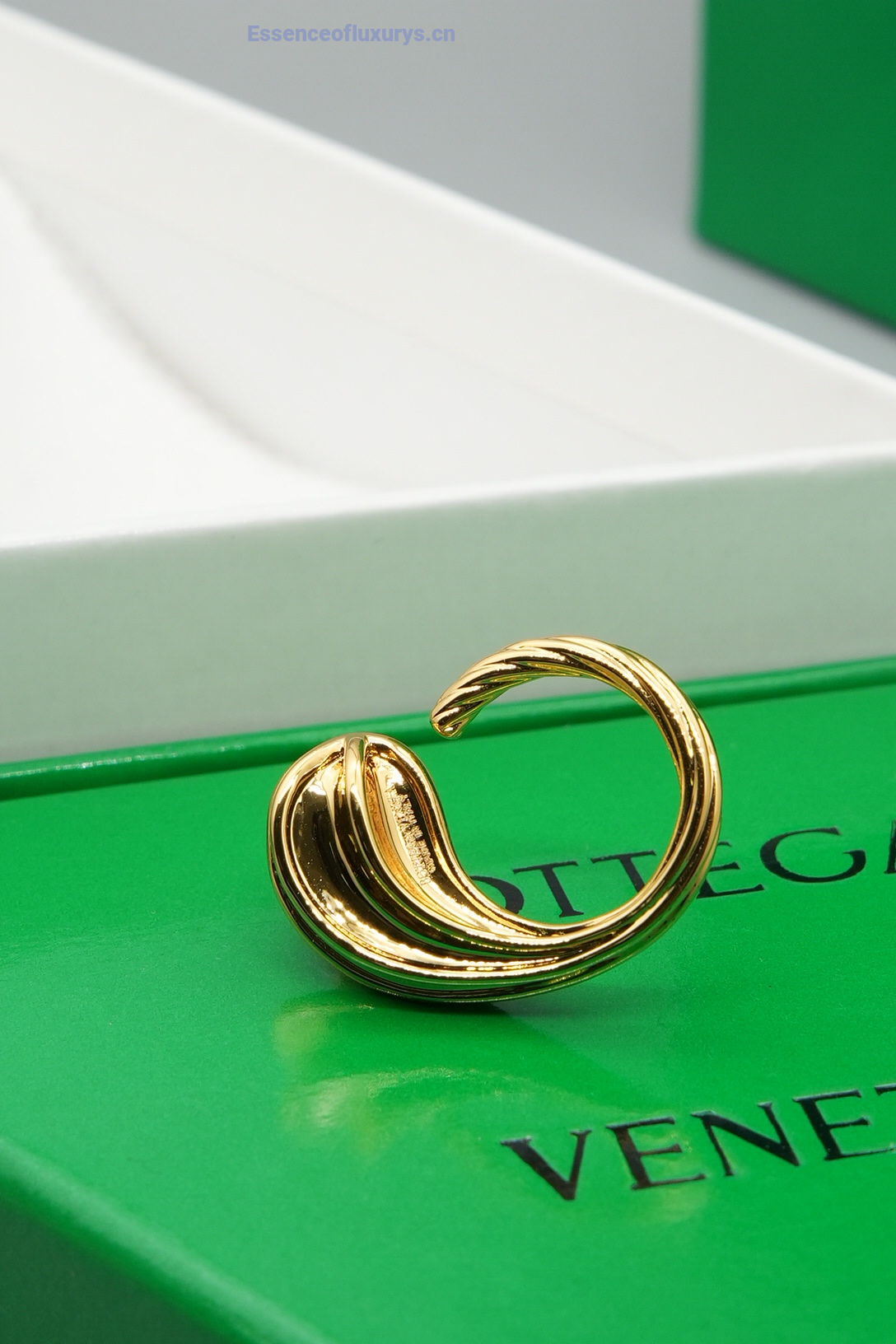 Can I sell replica Burberry Umbrella