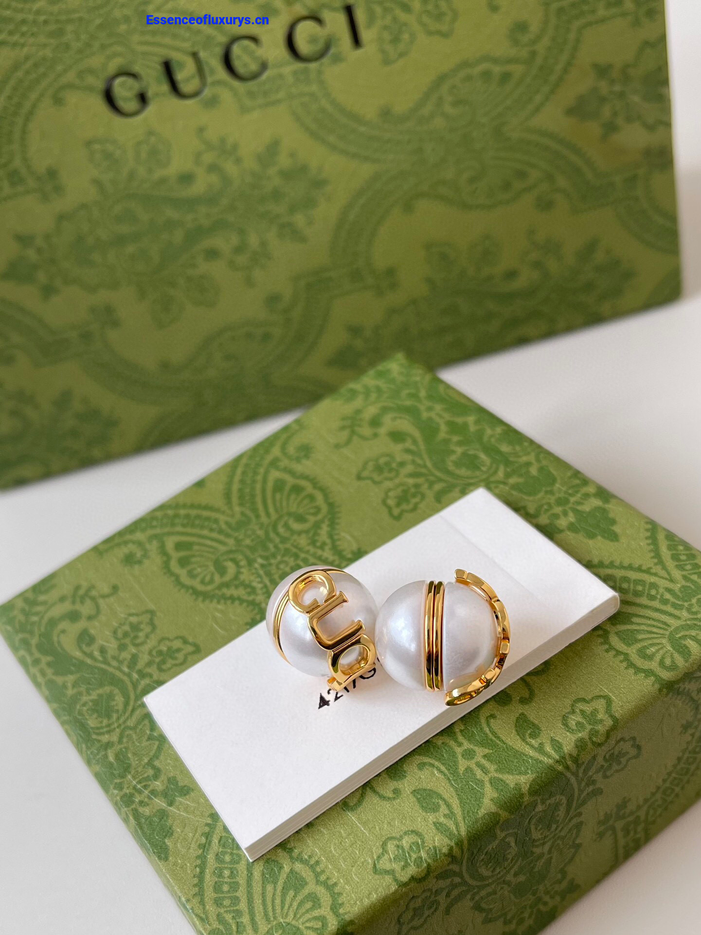 Where can I sell replicas Ashtray