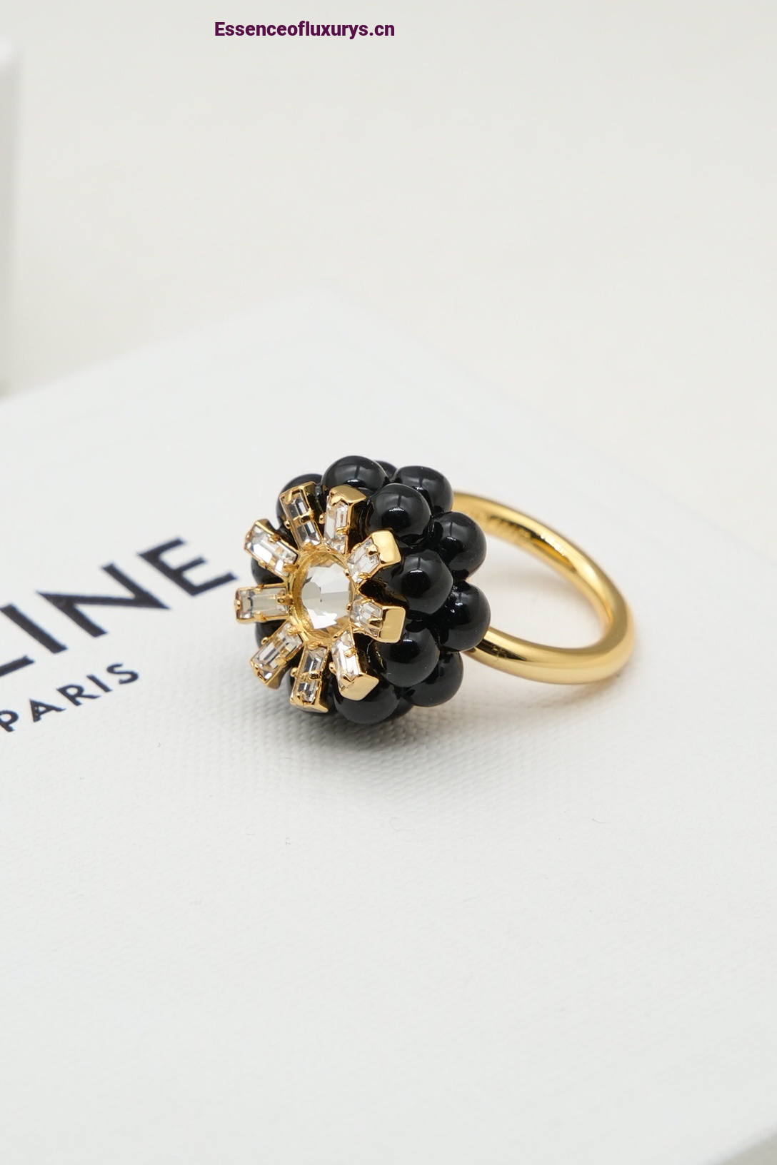 How do I find sites that sell replica Buscemi Shoes