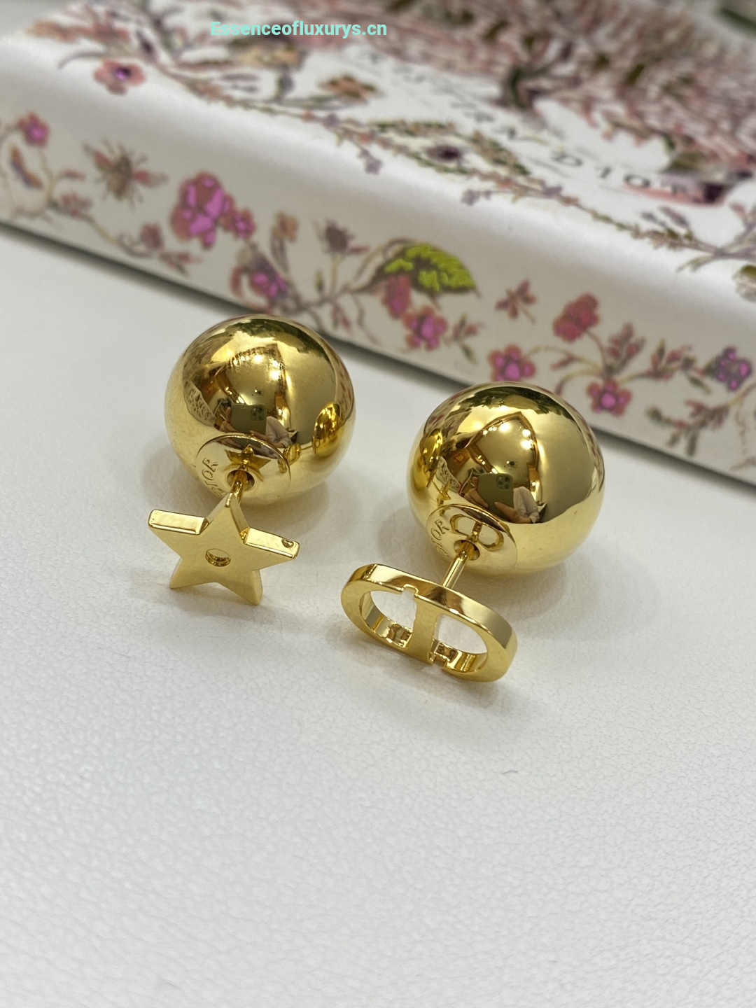 Who makes the best quality Replica Elisabetta Franchi Shoes