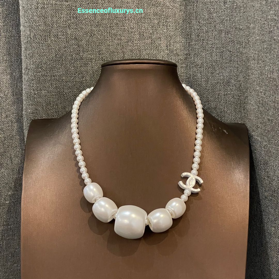 Who makes the best quality Replica Fendi Socks