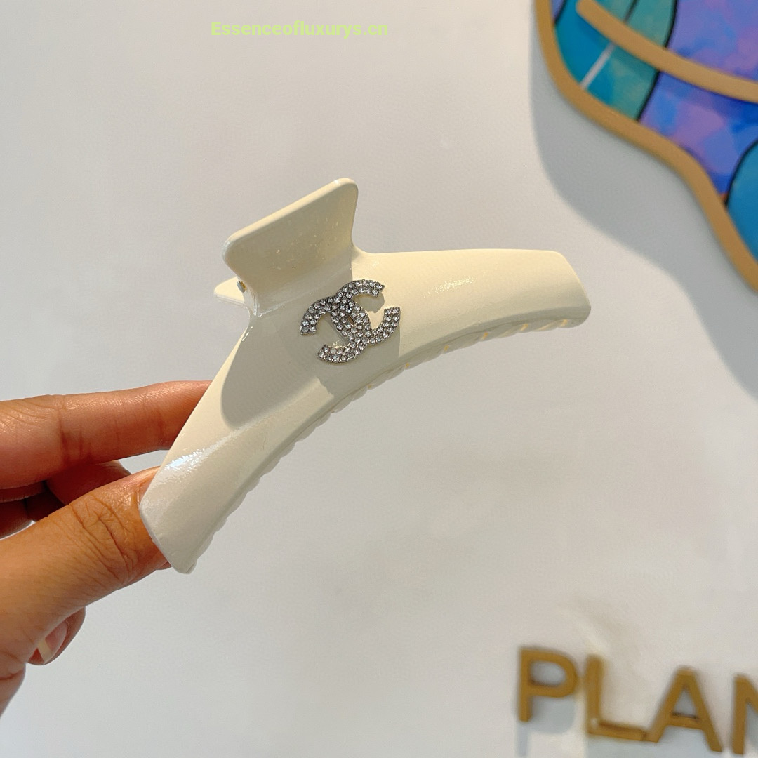 How do I buy the best Replica Alaia Shoes