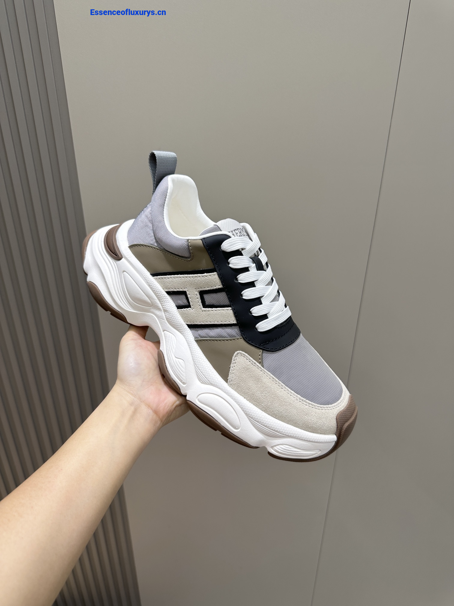 Can you recommend Replica Adidas Handbags