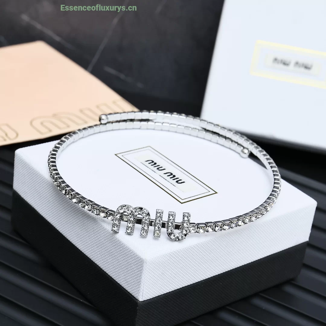 How do I find sites that sell replica Givenchy Scarf