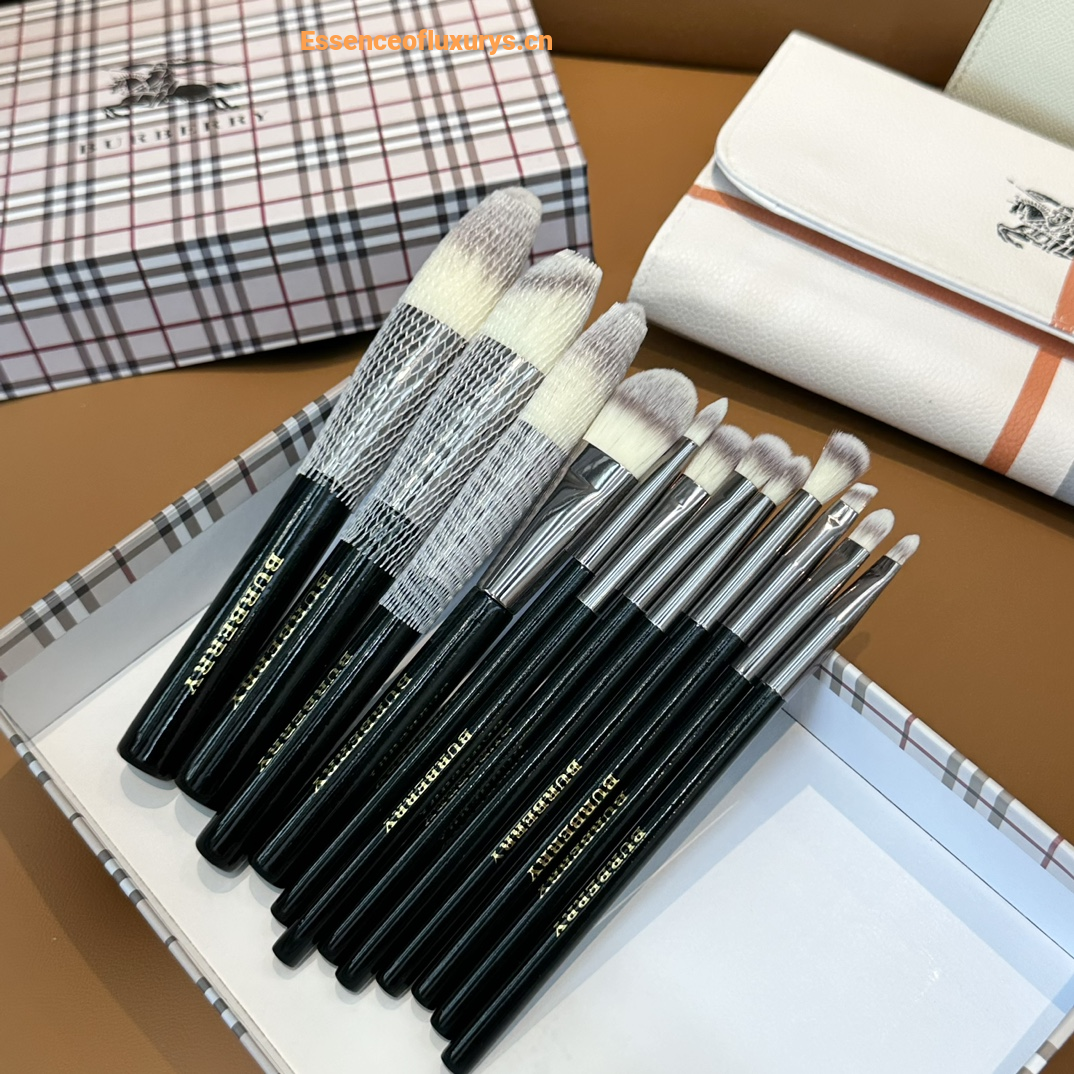 How do people sell replicas Alyx Handbags